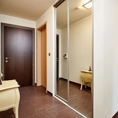 Luxury In And Free Parking! شقة *